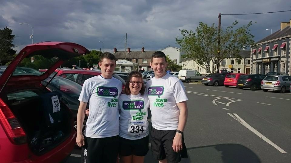 Eakin Runners Raise Money for Bowel Cancer UK!